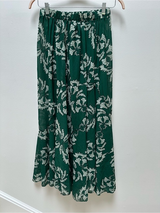 Dresses & Skirts - NWOT Green Printed Sheer Maxi Skirt/Bathing Suit Coverup